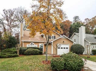 82 Park Village Ln, Greensboro, NC 27455