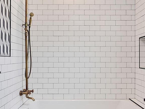 3rd image of 1108 S Robertson Blvd #3