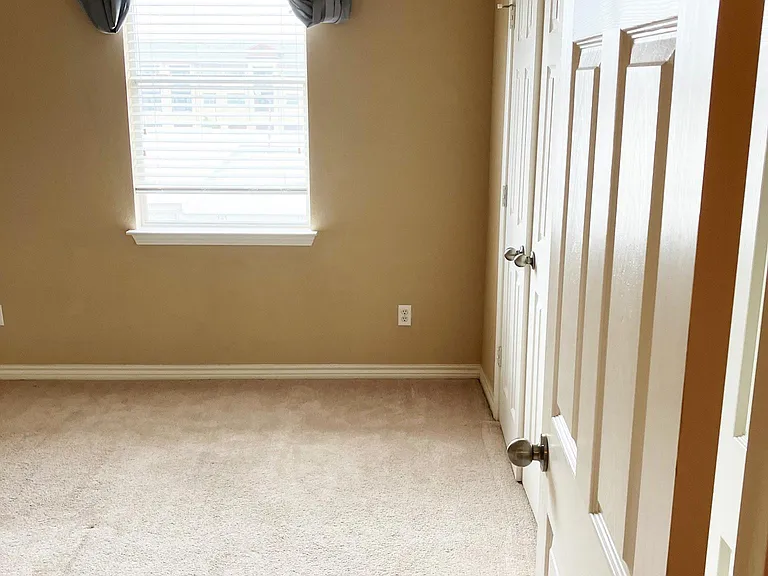 3rd BR on 3rd fl