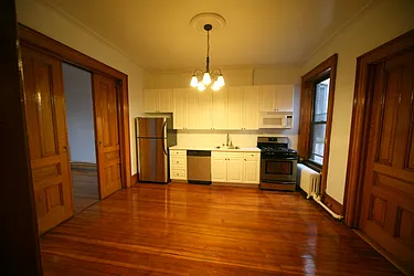 Rented by Metropolitan Realty