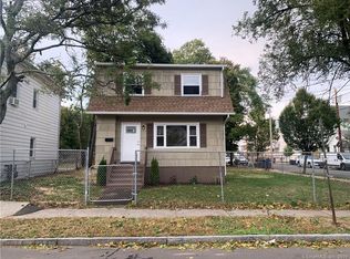 197 Pine St, New Haven, CT 06513