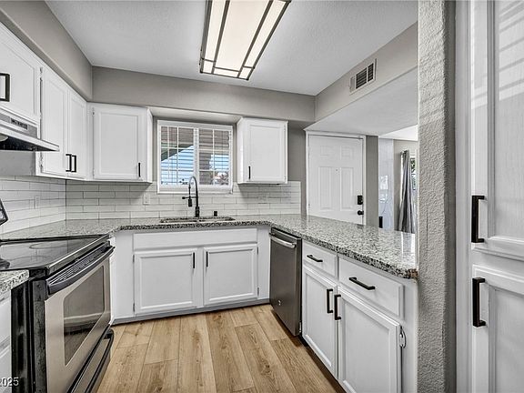 2nd image of 2725 S Nellis Blvd Unit 1121
