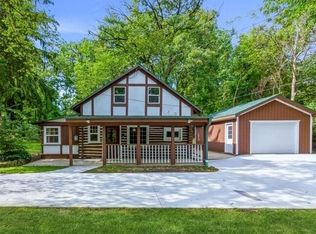 4318 Golf Dr, Waterford, WI 53185