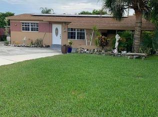 7450 Freedom St, Hollywood, FL 33024