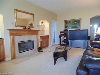 4th image of 37032 Chaddwyck Ln