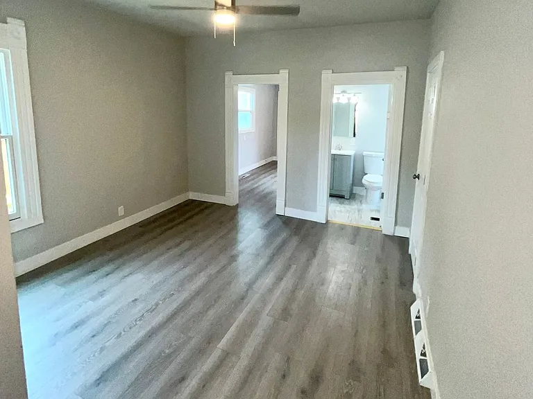 1309 Wabash Avenue — Photo 8