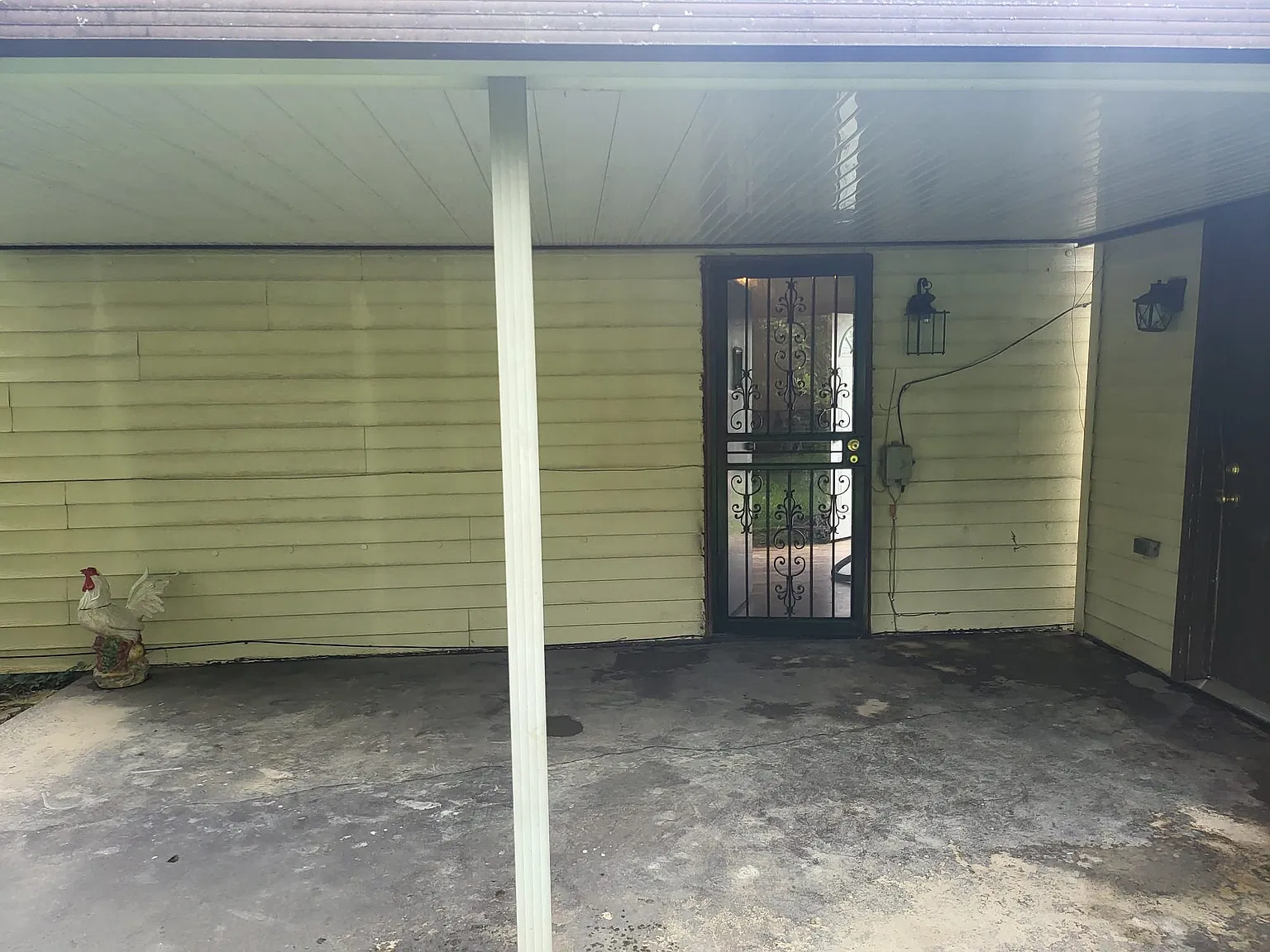 3 bed, 1224 sqft, $1,400 — Photo 2