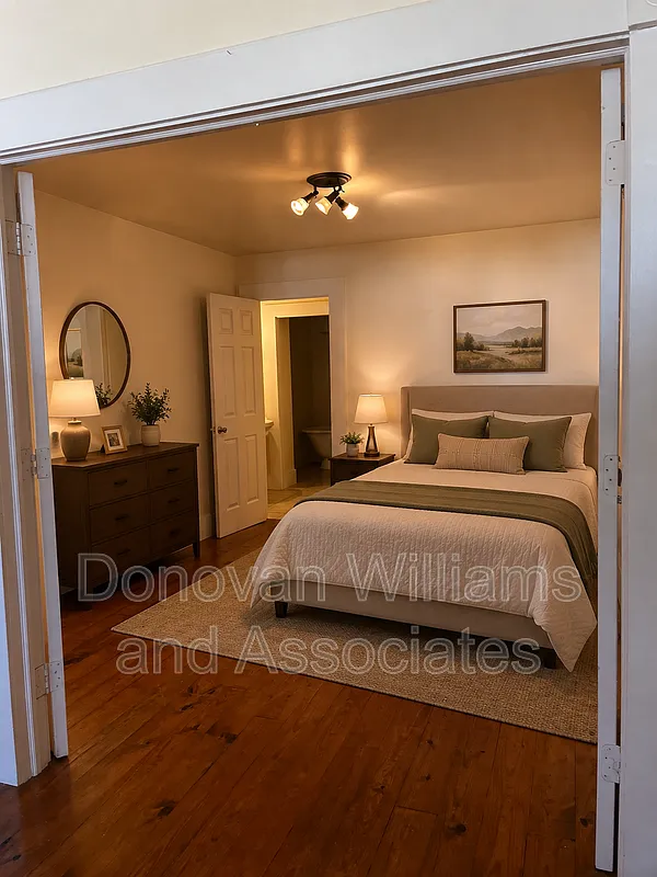 135 E Wilson Ave — Photo 3