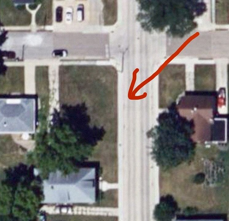 2nd image of 1226 Peoria St