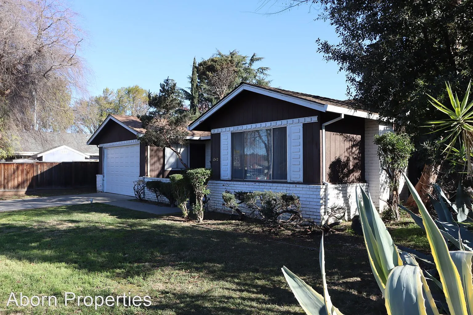 1742 Curtner Ave photo 1
