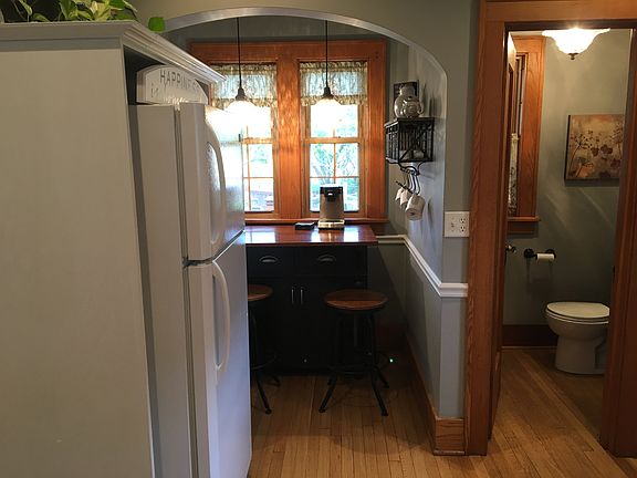 4th image of 4228 William St