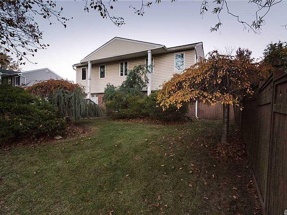 2nd image of 7 Windgate Dr