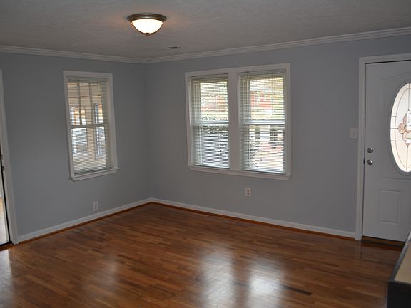 Front living room (2)