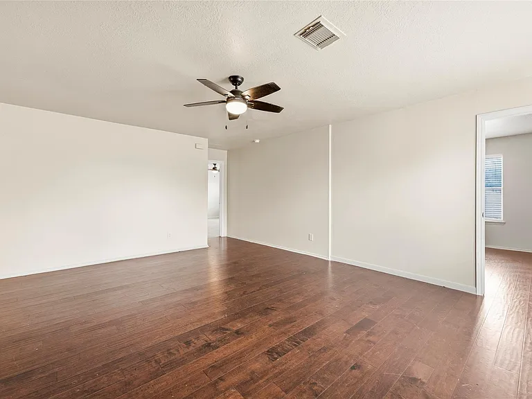 19526 Cliffsage Ct — Photo 29