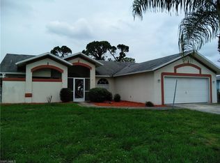 31 Greenwood Ave, Lehigh Acres, FL 33936