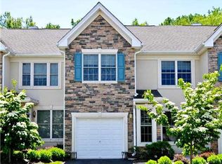 19 Indigo Dr, Old Bridge, NJ 08857
