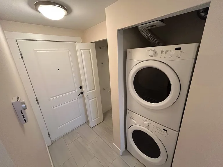 191 E 11th Ave #4XX — Photo 8