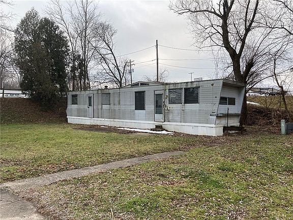 3rd image of 3434 W 26th St