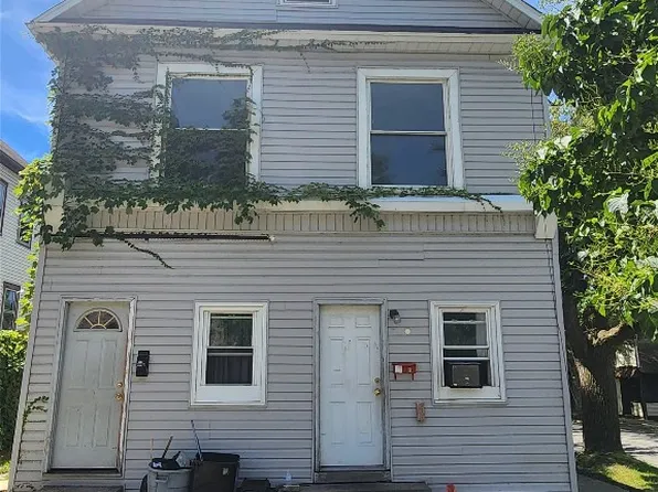 302 Wallace St, Erie, PA 16507