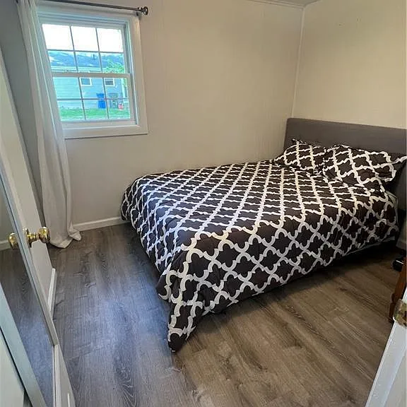 16 Clearwater Rd — Photo 9