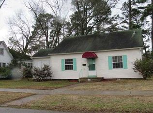 402 E Olive St, Prescott, AR 71857