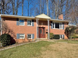 7432 Tower St, Falls Church, VA 22046