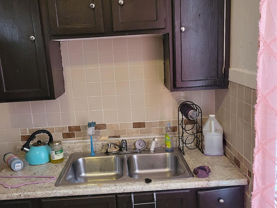1st image of 1425 E 66th Pl #3W