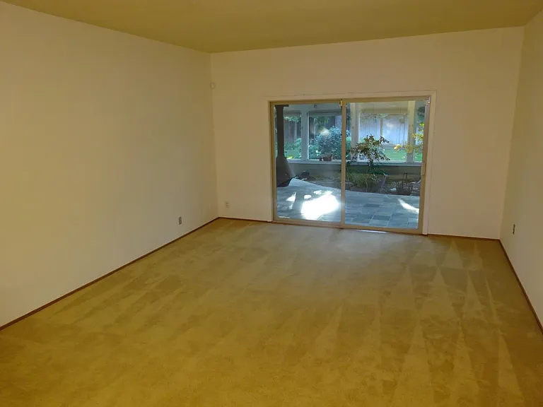 1363 Terrebonne Dr — Photo 7