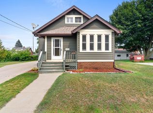 1133 S 20th STREET, Manitowoc, WI 54220