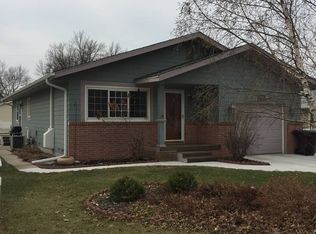 212 O St, Aurora, NE 68818