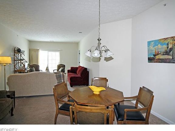 5th image of 616 Aqua Marine Blvd Condo Lake Erie