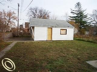 2nd image of 20116 Bradford St