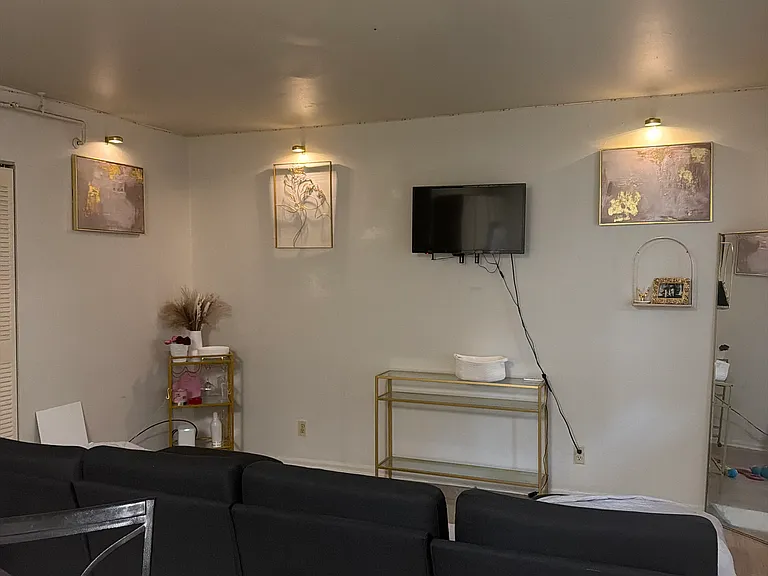 2900 E College Ave #6 — Photo 3
