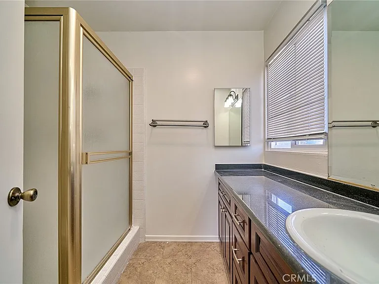 27916 Alvarez Dr — Photo 21