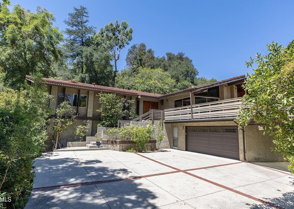1st image of 579 Laguna Rd