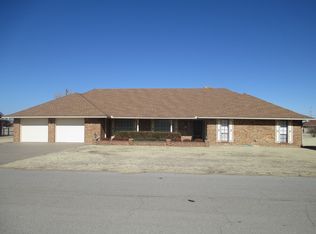 411 E Michigan, Corn, OK 73024