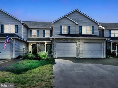 70 Pebble Creek Dr, Lititz, PA, 17543