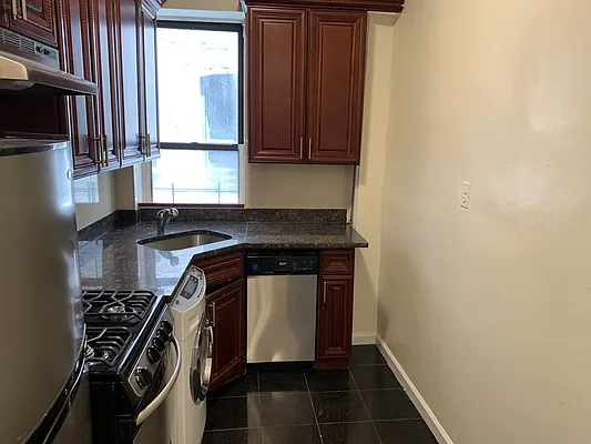 Rented by (Legacy) Scope Realty | media 11