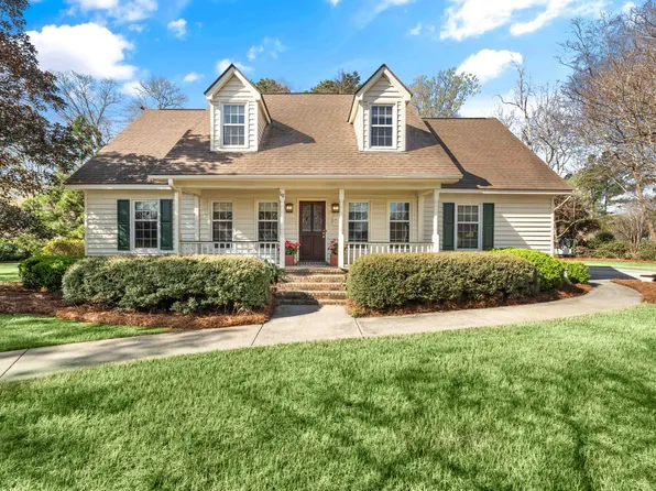 19 Fitzroy Dr, Charleston, SC 29414