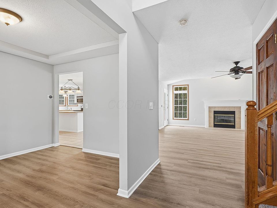 1st image of 4554 Commons Park Dr
