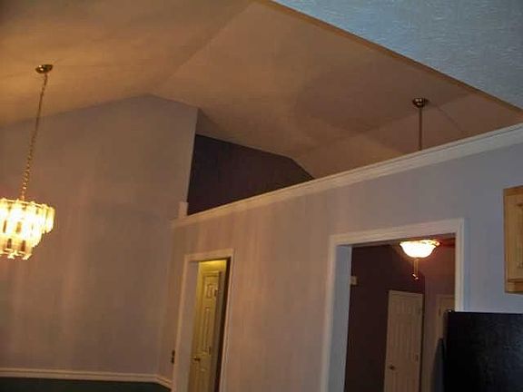 5th image of 108 Avalon Dr