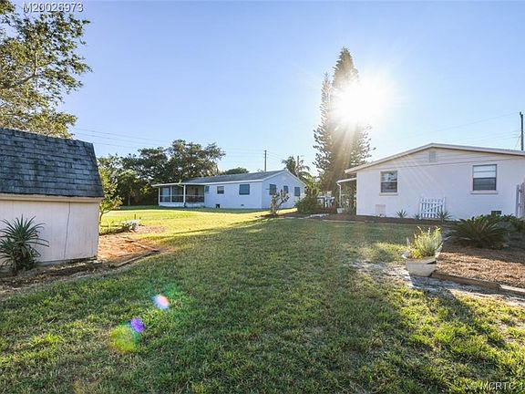 4th image of 11501 SE Ella Ave