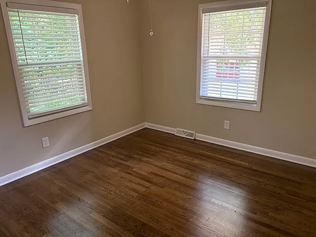 210 Sheraton Rd — Photo 15