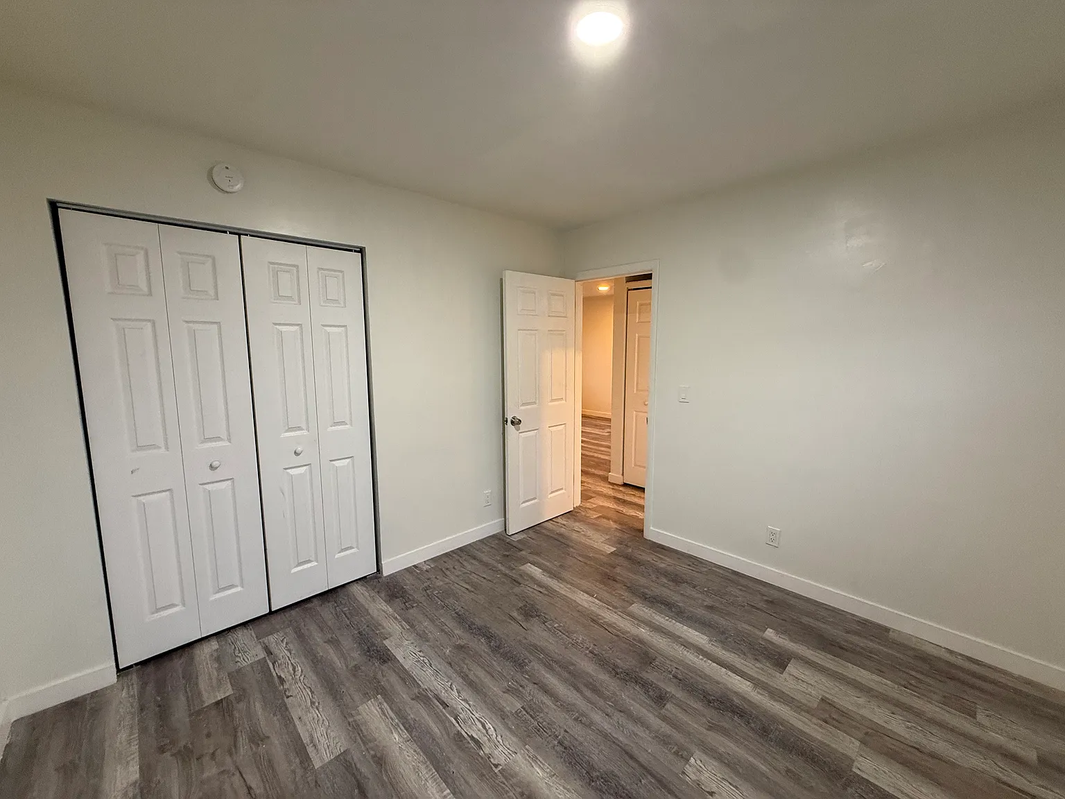 2 bed, 650 sqft, $1,895 — Photo 3