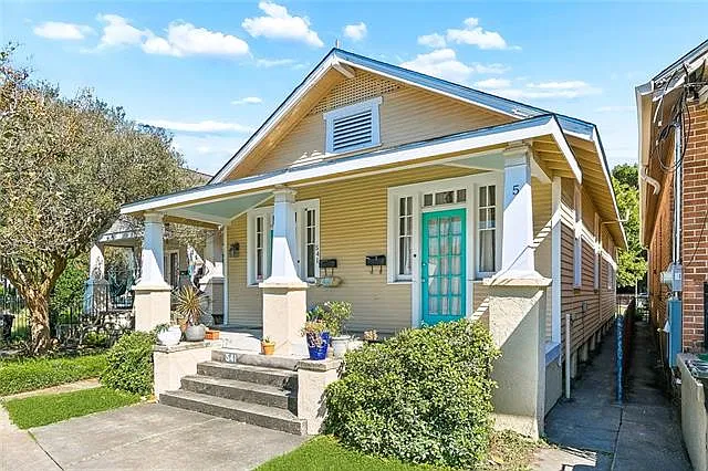 1 bed, 1.0 bath, 700 sqft, $1,400 — Photo 2