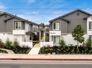 1544 Placentia Ave APT 13, Newport Beach, CA 92663