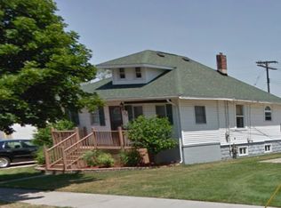 37 Renshaw Ave, Clawson, MI 48017