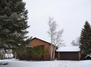 8 Airway Dr, Sheridan, WY 82801