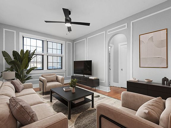 2nd image of 6216 Northwood Ave APT 2