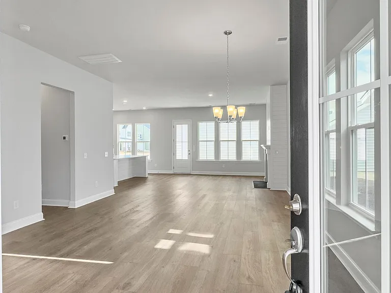 1014 Shore Lap St — Photo 7